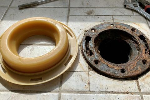 How to Replace a Toilet Wax Ring (Step-by-Step)